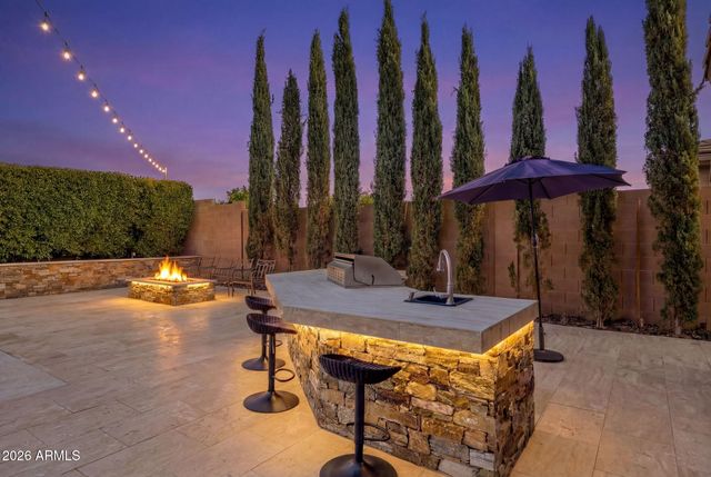 27103 N GIDIYUP Trail, Phoenix, AZ 85085