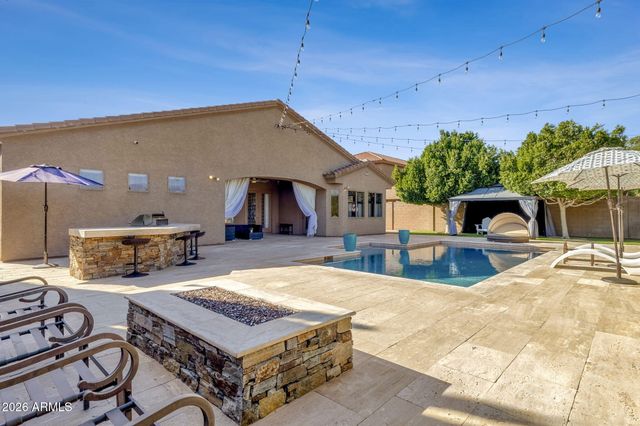 27103 N GIDIYUP Trail, Phoenix, AZ 85085