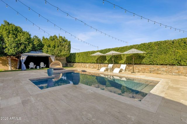 27103 N GIDIYUP Trail, Phoenix, AZ 85085