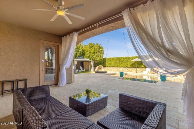 27103 N GIDIYUP Trail, Phoenix, AZ 85085