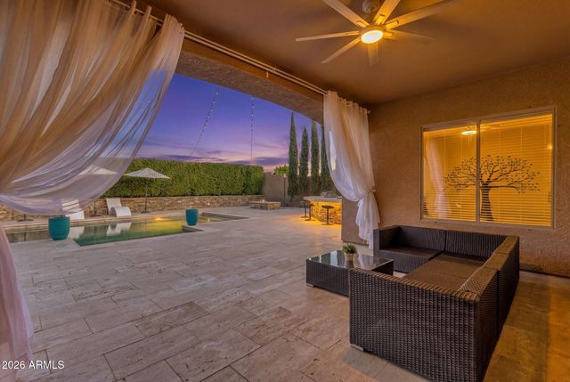 27103 N GIDIYUP Trail, Phoenix, AZ 85085