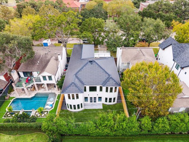 3735 University Boulevard, Houston, TX 77005