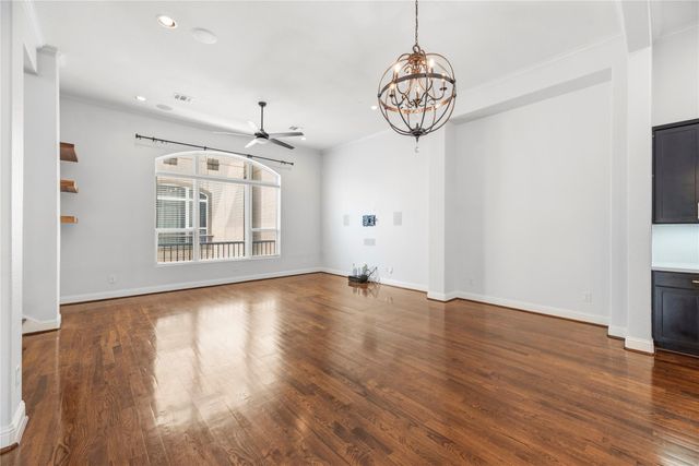 1029 W 21st Street D, Houston, TX 77008