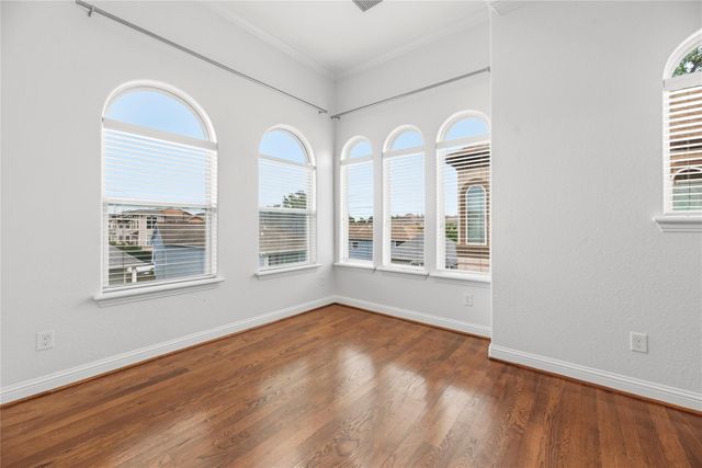 1029 W 21st Street D, Houston, TX 77008