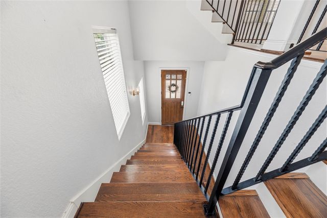 1029 W 21st Street D, Houston, TX 77008