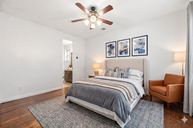 1029 W 21st Street D, Houston, TX 77008