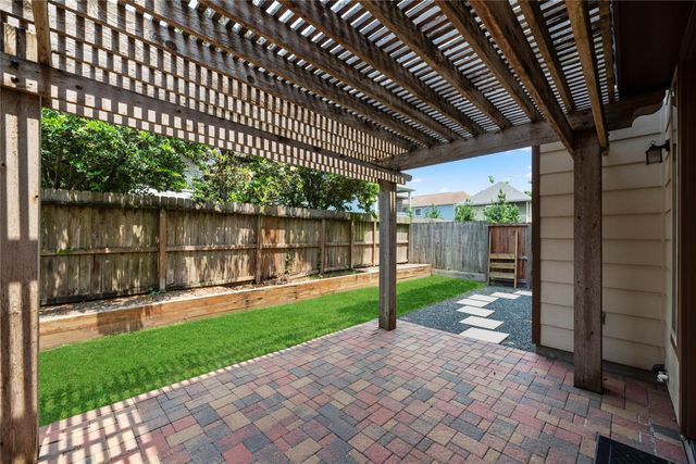 1029 W 21st Street D, Houston, TX 77008