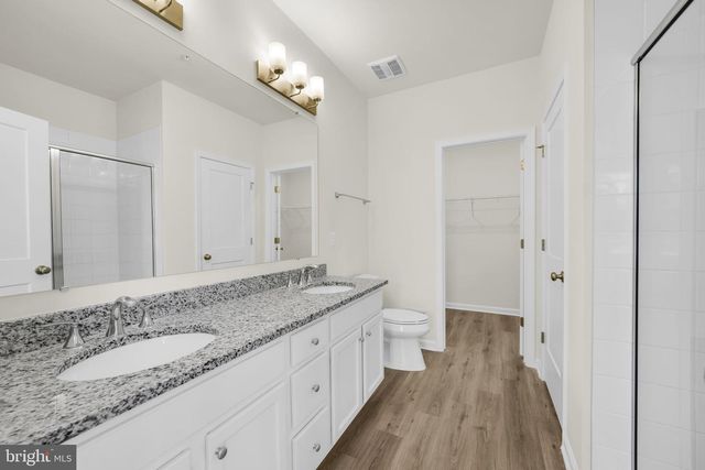 228 PARK LN, Dunellen, NJ 08812