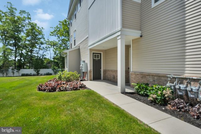 228 PARK LN, Dunellen, NJ 08812
