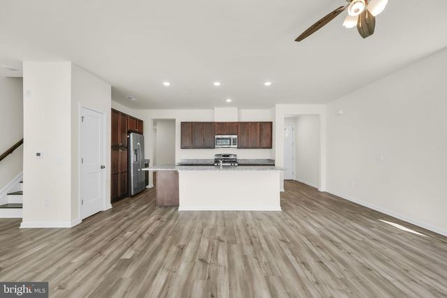 228 PARK LN, Dunellen, NJ 08812