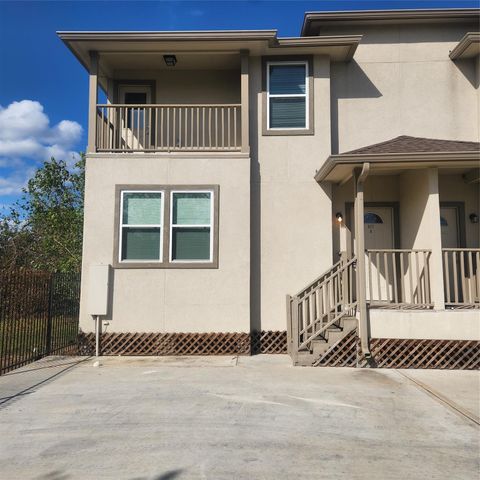 617 E 39th Street A, Houston, TX 77022