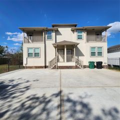 617 E 39th Street A, Houston, TX 77022
