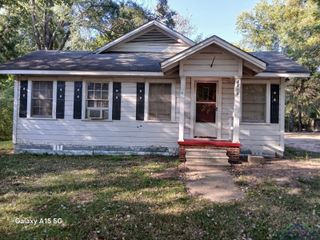 2103 Lower Port Caddo Rd., Marshall, TX 75672