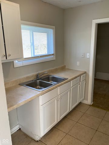 3520 N Butler Avenue, Indianapolis, IN 46218