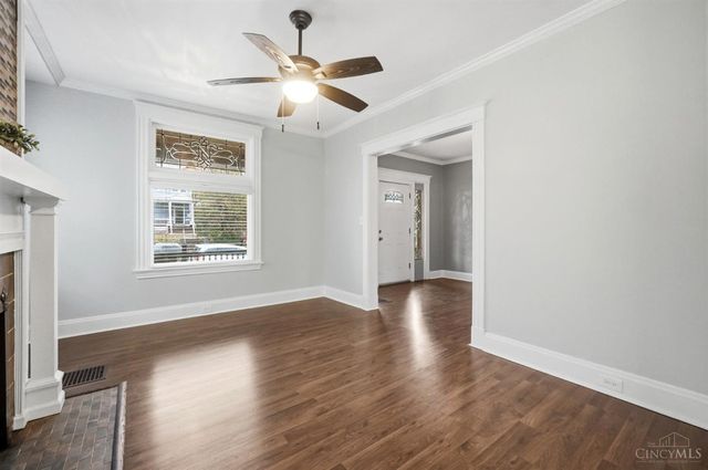 432 Hawthorne Avenue, Cincinnati, OH 45205