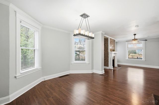 432 Hawthorne Avenue, Cincinnati, OH 45205