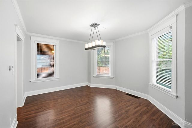 432 Hawthorne Avenue, Cincinnati, OH 45205