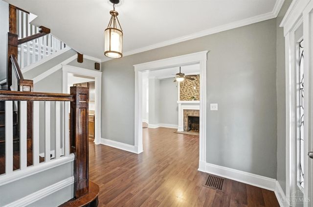 432 Hawthorne Avenue, Cincinnati, OH 45205