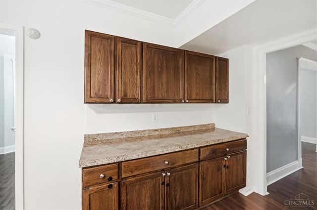 432 Hawthorne Avenue, Cincinnati, OH 45205