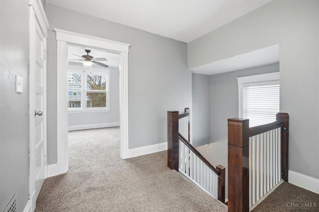 432 Hawthorne Avenue, Cincinnati, OH 45205