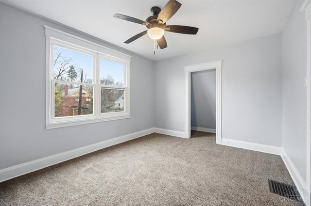 432 Hawthorne Avenue, Cincinnati, OH 45205