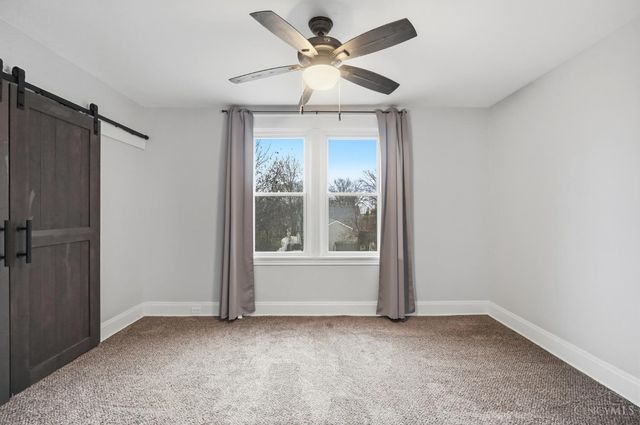 432 Hawthorne Avenue, Cincinnati, OH 45205