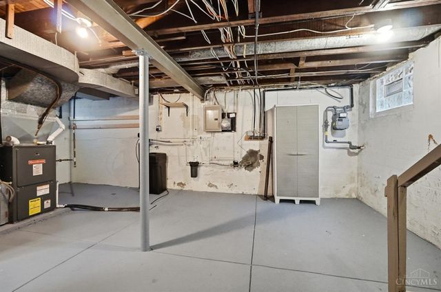 432 Hawthorne Avenue, Cincinnati, OH 45205