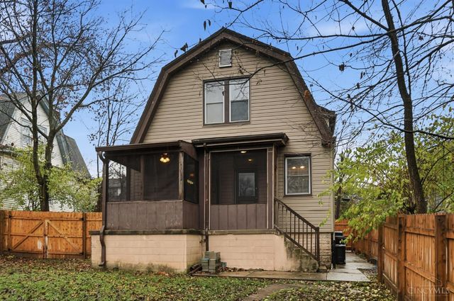 432 Hawthorne Avenue, Cincinnati, OH 45205
