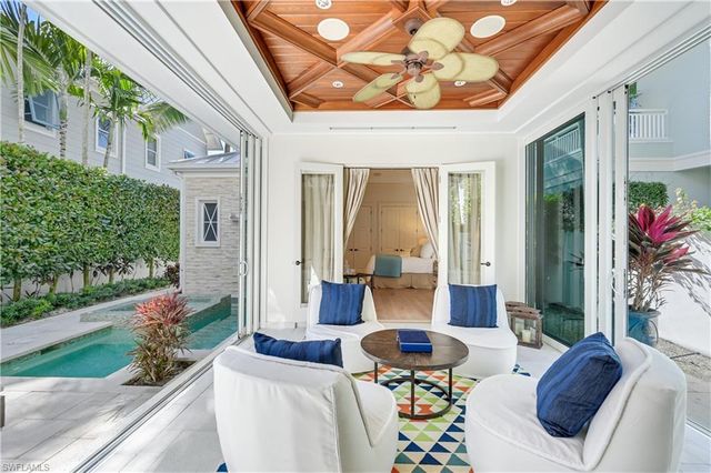 42 6th ST S, Naples, FL 34102