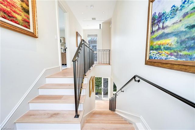 42 6th ST S, Naples, FL 34102