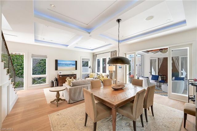 42 6th ST S, Naples, FL 34102