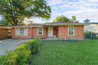 1601 Crestridge Drive, Mesquite, TX 75149