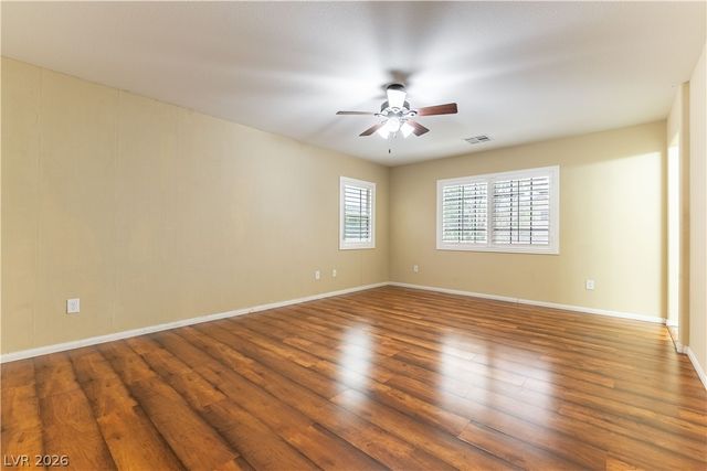 7741 Donner Peak Street, Las Vegas, NV 89166