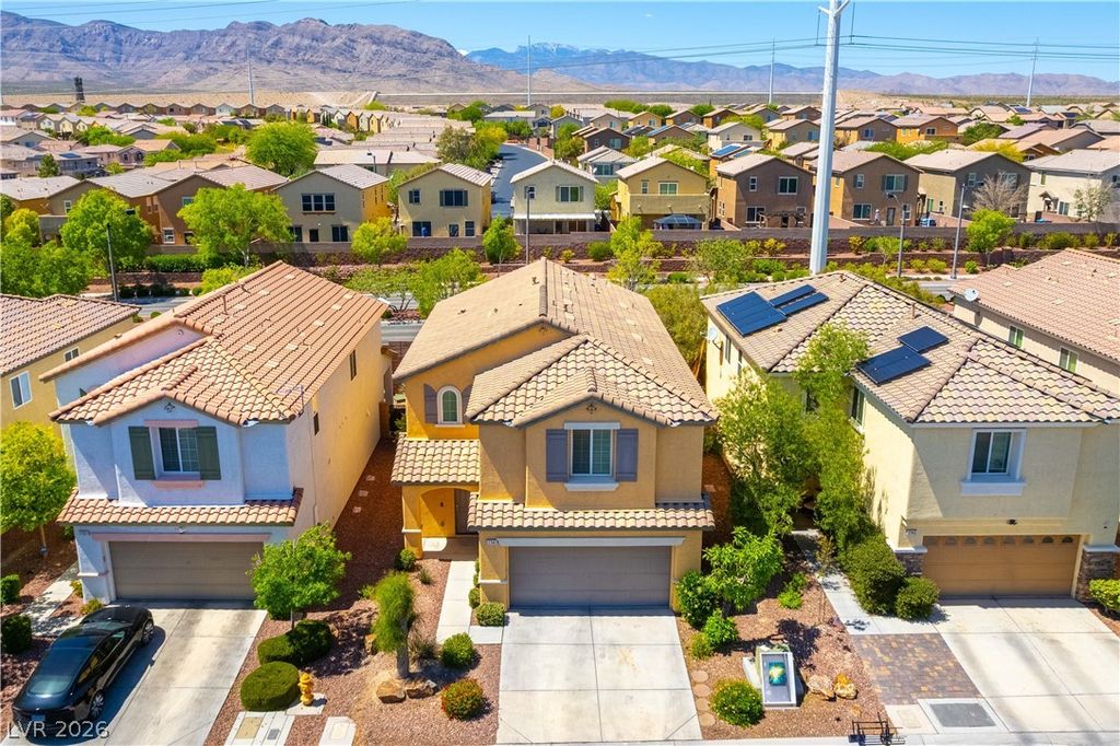 7741 Donner Peak Street, Las Vegas, NV 89166