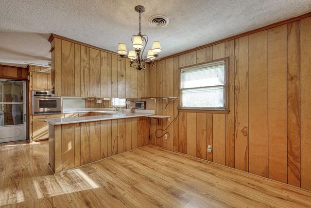 808 Cecelia Drive, Boiling Springs, SC 29316