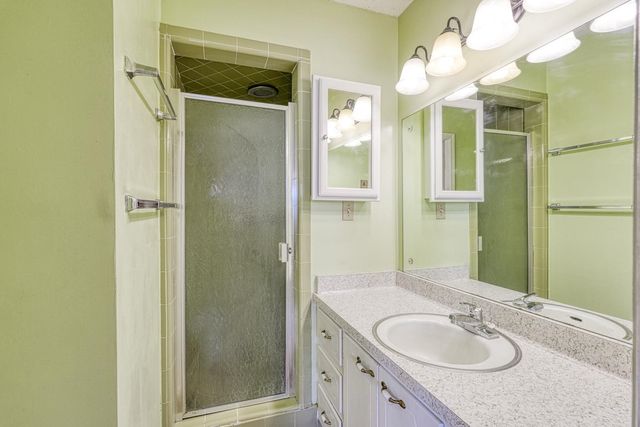 808 Cecelia Drive, Boiling Springs, SC 29316