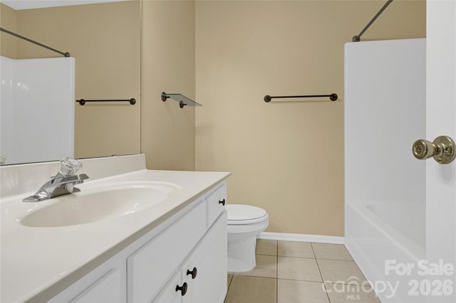 8772 Robinson Forest Drive, Charlotte, NC 28277