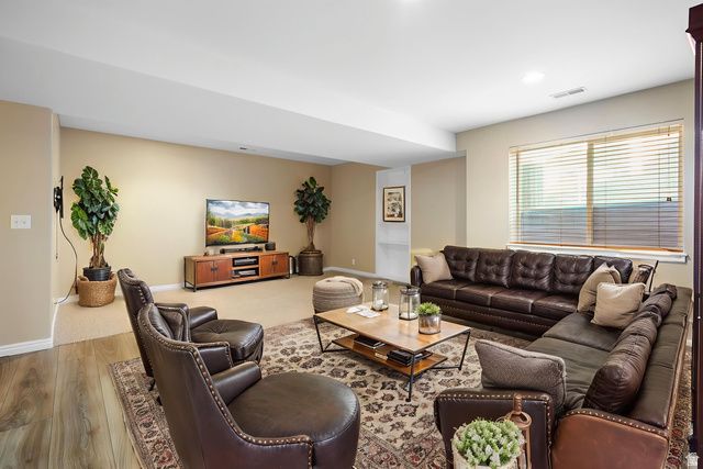 584 S OAK LN, Tooele, UT 84074