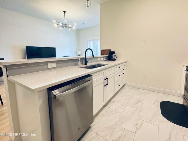 7920 MERRILL Road 1205, Jacksonville, FL 32277