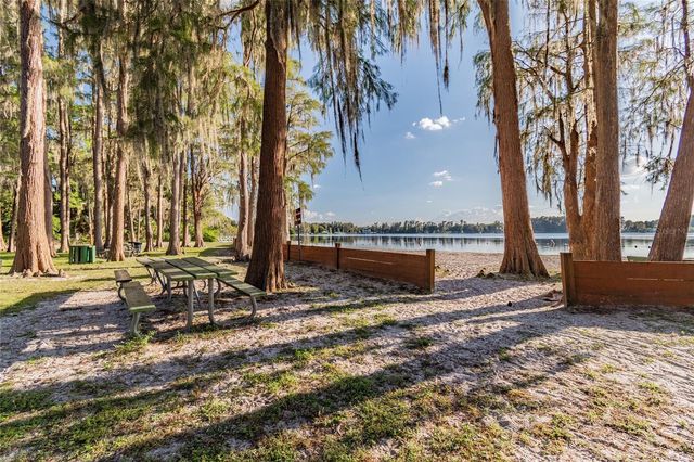 DAVISTA, New Port Richey, FL 34654