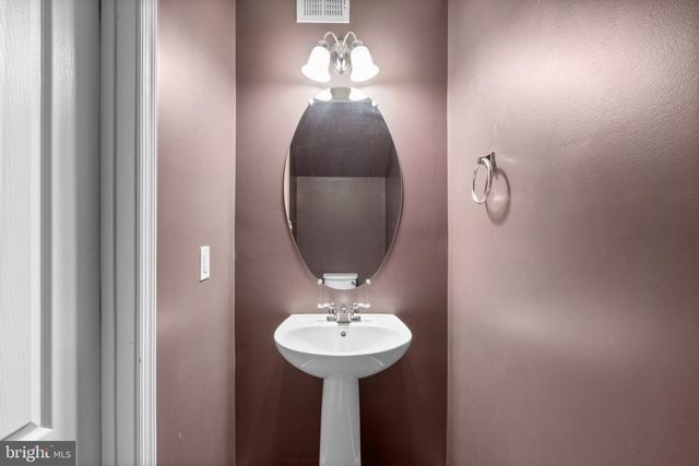 8328 HORNED OWL LN, Severn, MD 21144