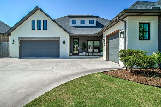 9300 NW 84th Terrace, Yukon, OK 73099