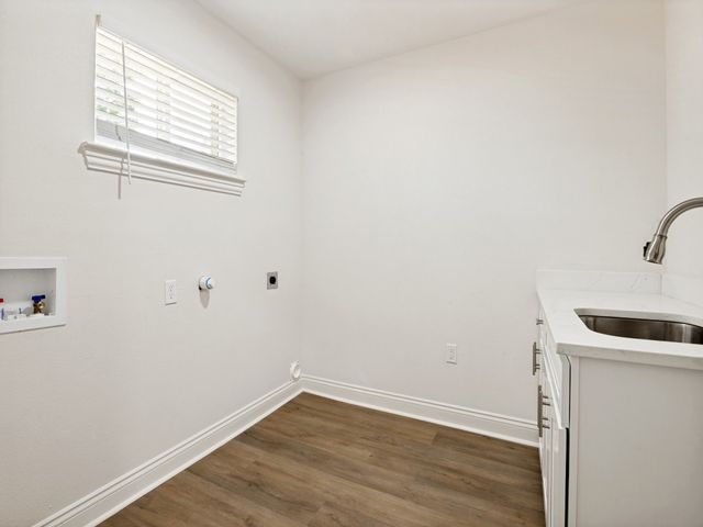 3327 Garden Lane, Dallas, TX 75215