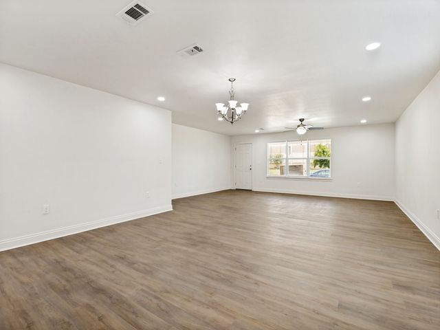 3327 Garden Lane, Dallas, TX 75215