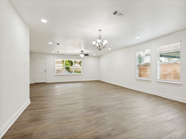 3327 Garden Lane, Dallas, TX 75215