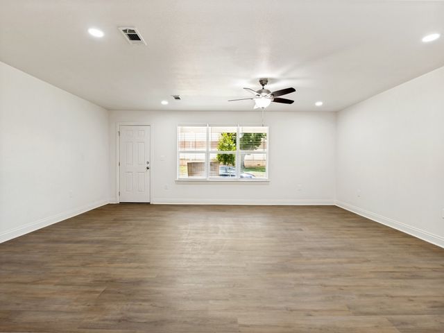 3327 Garden Lane, Dallas, TX 75215