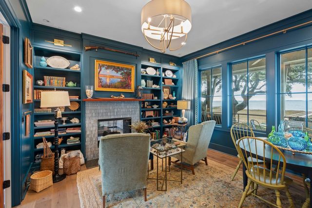 370 Schweers Lane, Mount Pleasant, SC 29464