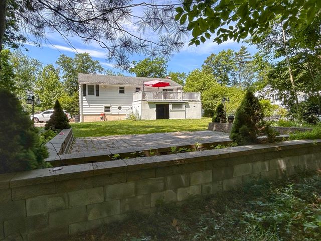 84 Lincoln St, West Bridgewater, MA 02379