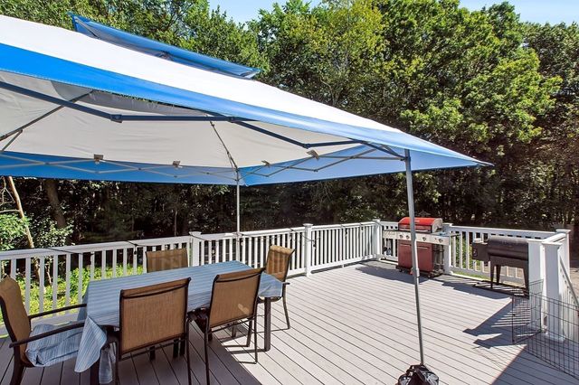 84 Lincoln St, West Bridgewater, MA 02379