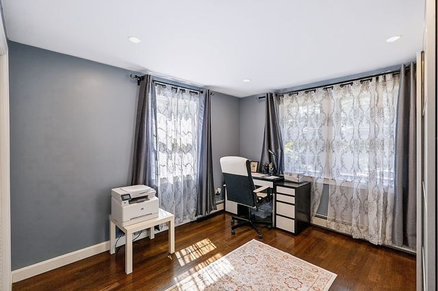 84 Lincoln St, West Bridgewater, MA 02379